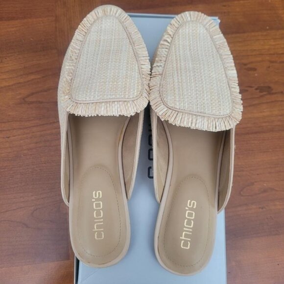 Chico's Halle Raffia Fringe Slide in size 10 Color is Neutral New in Box - Picture 3 of 5